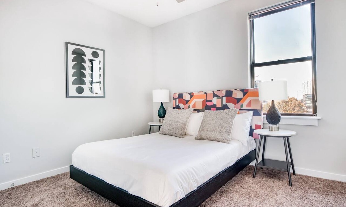 Music Row Apartment | CozySuites Music Row Bold 1BR in Nashville! 48