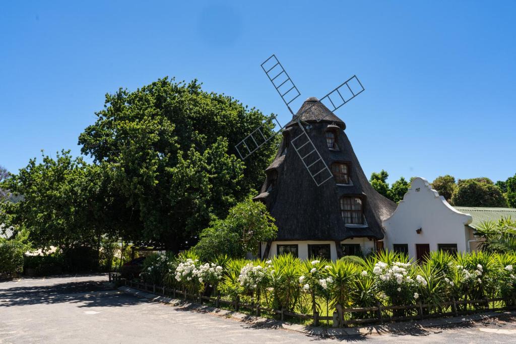 Cape Winelands Ski Chalet | De Hollandsche Molen