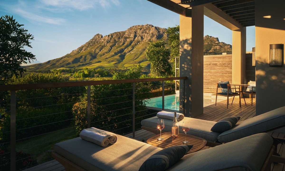 Cape Winelands Cabin | Delaire Graff Lodges & Spa