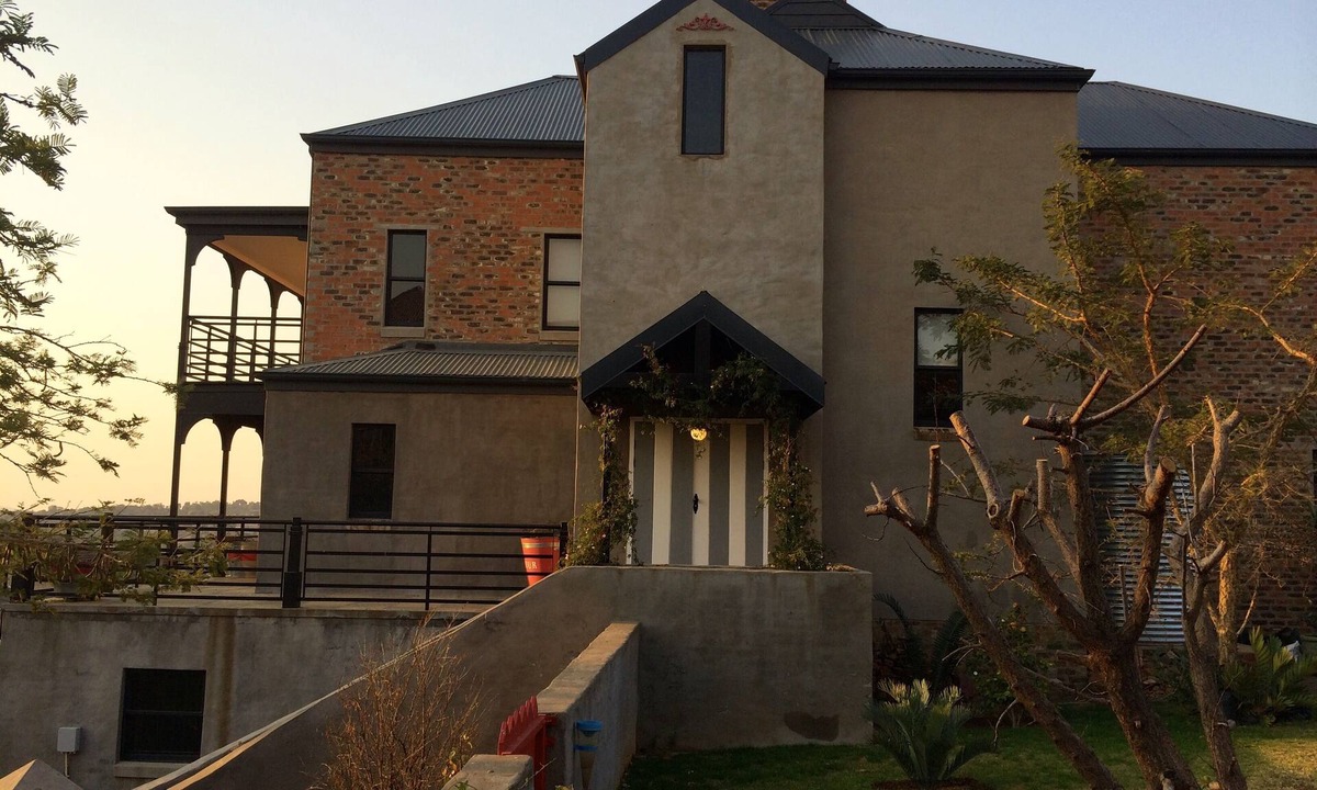 Protea Ridge House | Designer loft home at the edge of the Cradle of Humankind