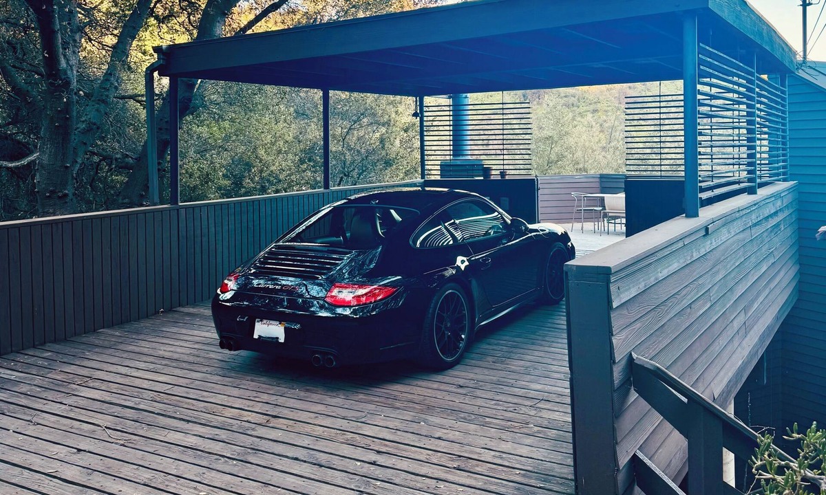 Fernwood House | Designer Topanga gem Hot Tub EV Charger Views Entire Home