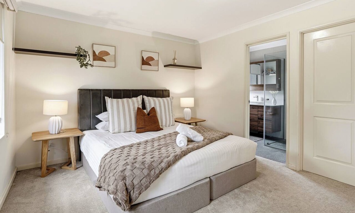East Victoria Park House | Discover your home away from home in this spacious 4-bedroom sanctuary — perfectly located in vibrant East Victoria Park, minutes from Perth CBD, cafes, parks, and a local aquatic centre.