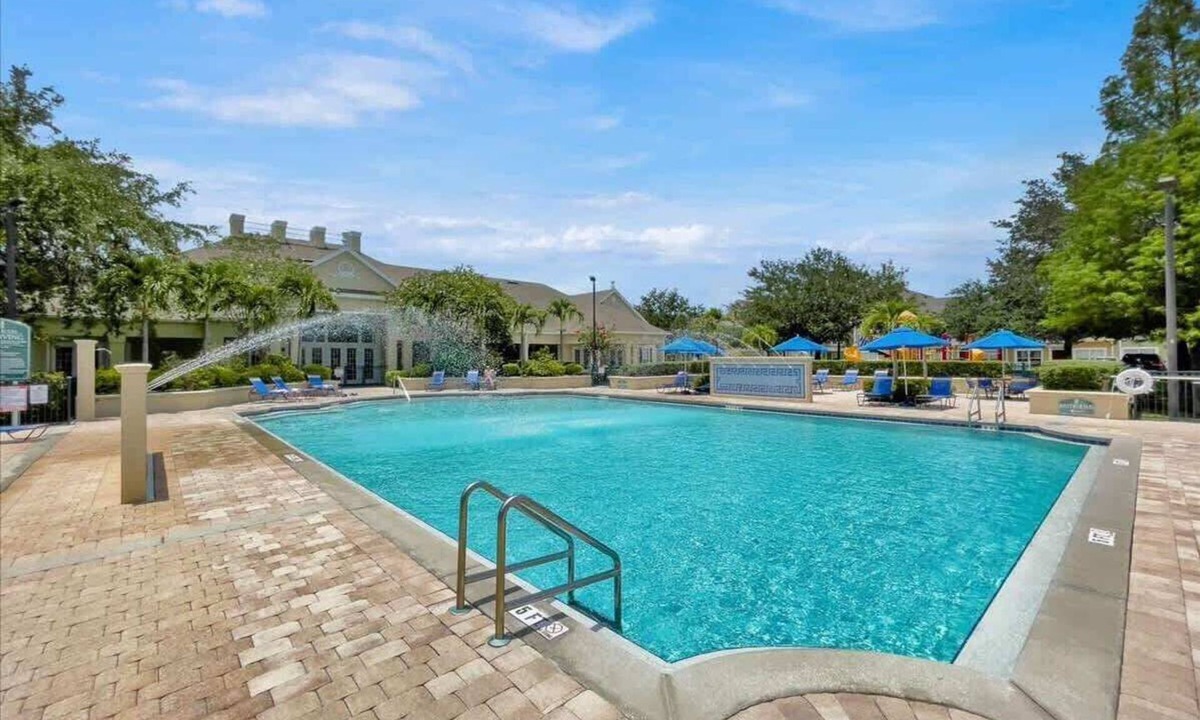 Venetian Bay Villages House | Disney-Themed Townhouse: 4BR, Resort Pools & Near Theme Parks!