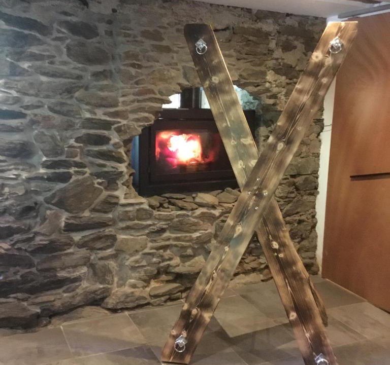 Villard-sur-Doron Apartment | Donjon Savoie France BDSM et libertinage