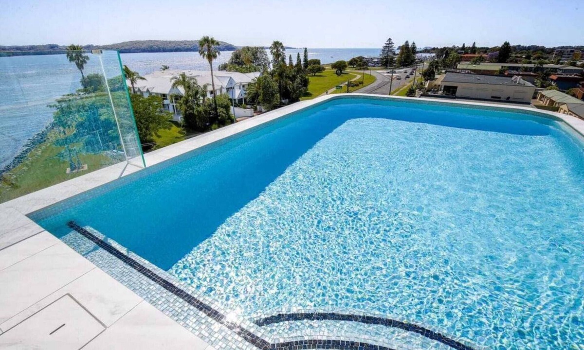 Batemans Bay Apartment | Elegant 2-Bed Apartment with Incredible Bay Views
