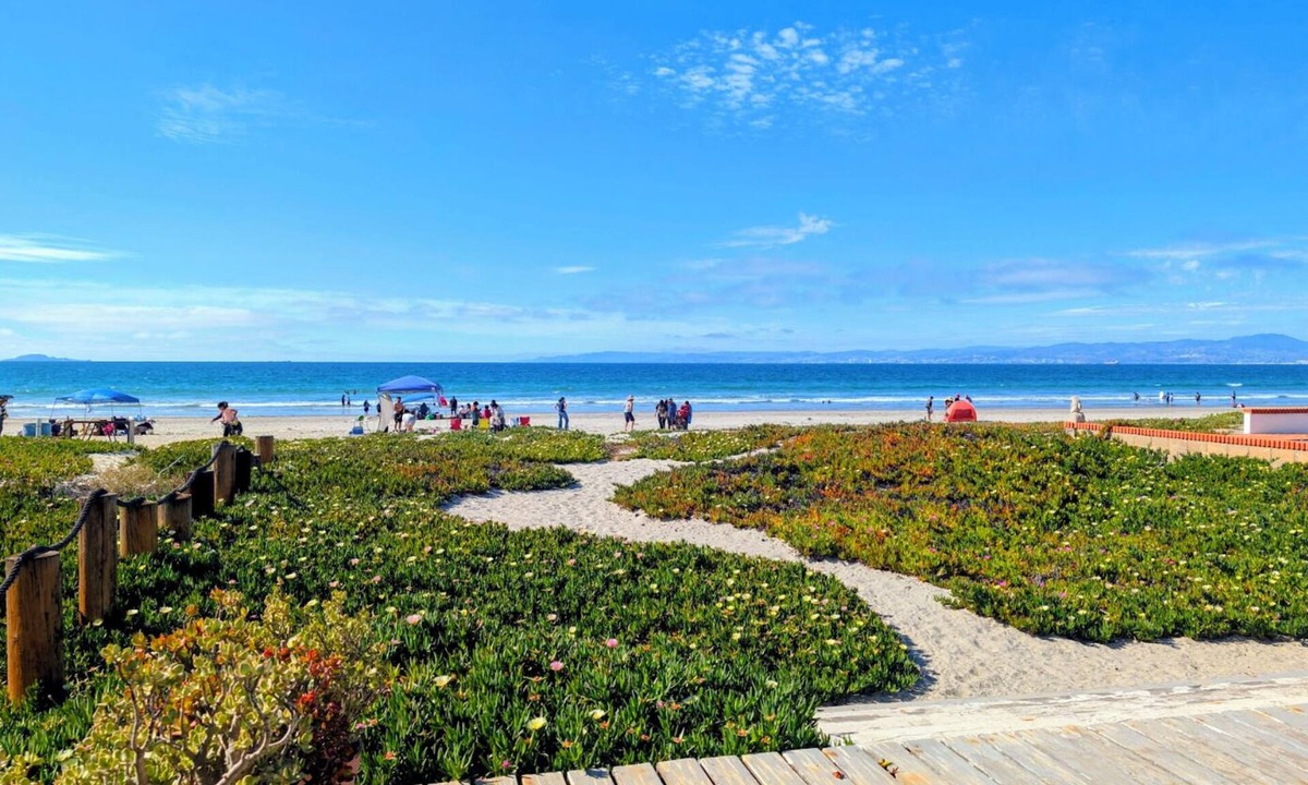 Lengueta Arenosa House | Elegant Beachfront Family Oasis