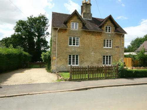 Paxford House | Elm View