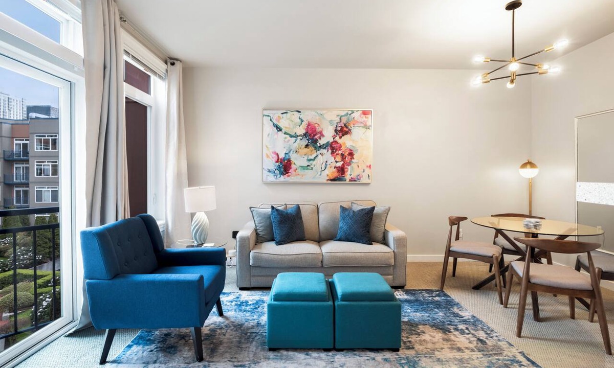 Belltown Condo | Enchanting Condo in Heart of Seattle w/Parking!