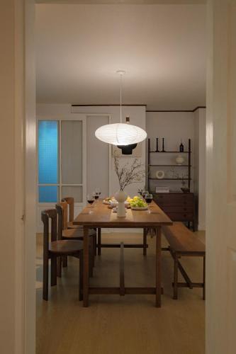 Hyehwa Apartment | Entire Home, 3 Queen Beds, Easy Access to Gwangjang Market, DDP, Myeongdong