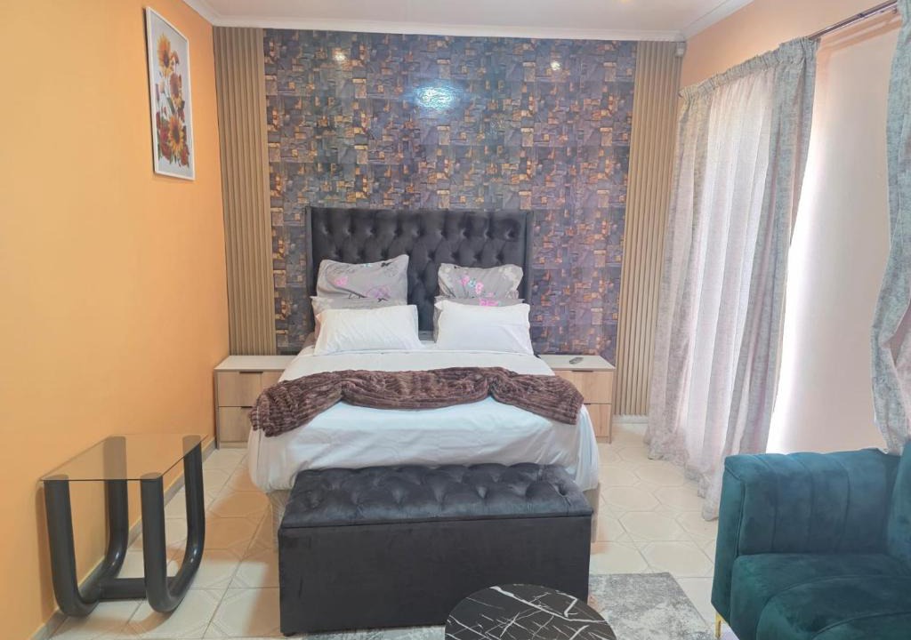 Greater Johannesburg Metropolitan Area House | Erna's Blissful BED