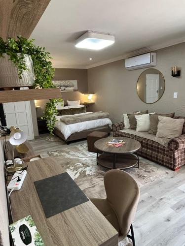 Greater Johannesburg Metropolitan Area House | Executive en-Suite - Southgate