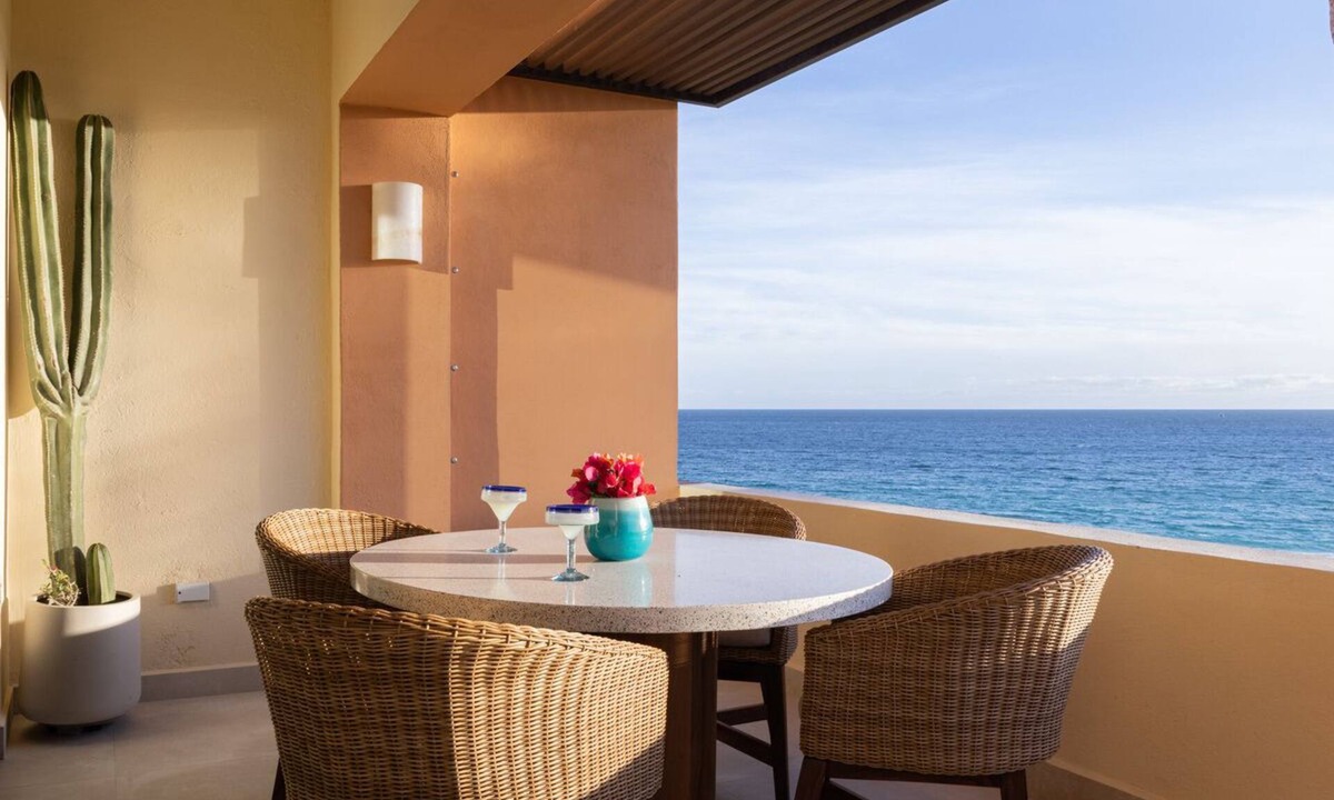 San Jose del Cabo Villa | Exquisite, Ocean front, Contemporary Retreat