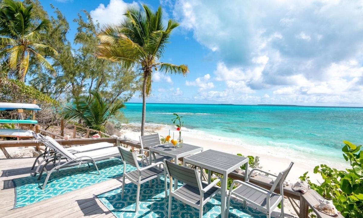 Tar Bay House | Exuma Ocean Front Beach House-Private Beach-Close to Airport-ParadisePoint