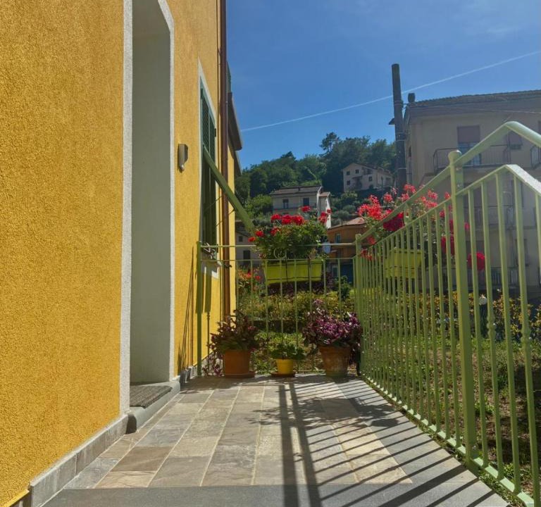 Borghetto di Vara House | F22guesthouse