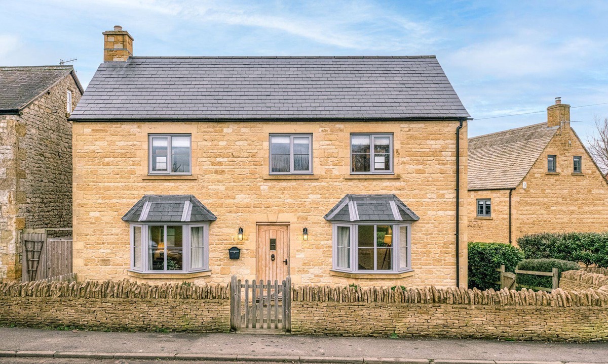 Paxford Cottage | Family friendly Cotswold Holiday Cottage near Chipping Campden - Benson Cottage
