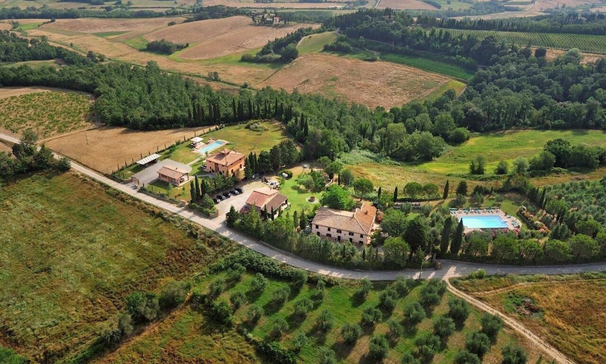 Peccioli House | Farmhouse Apartment (Lilac 2+2) Volterra Area, San Gimignano, Pisa