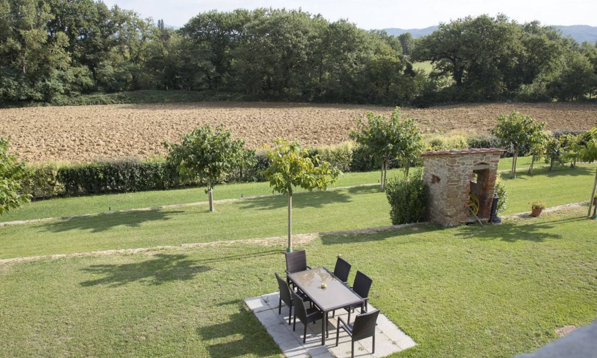 Castiglion Fibocchi Apartment | Farmhouse San Pietro apartment Fern