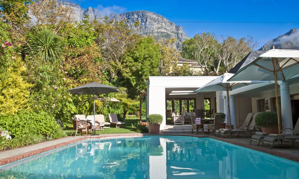 Newlands House | Fernwood Manor