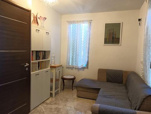 Province of Bologna Apartment | Fiore, bilocale, Zona Ducati.