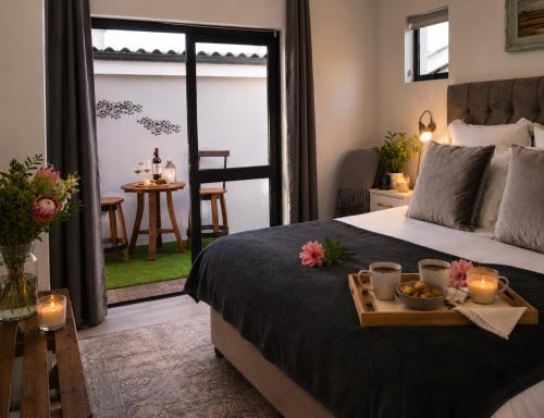 Westcliff Apartment | Flip-Flops studio