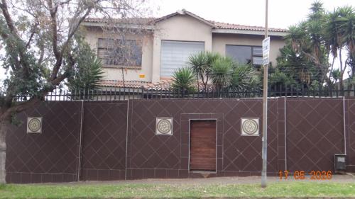 Greater Johannesburg Metropolitan Area Bed & Breakfast | Fortuna Guest house