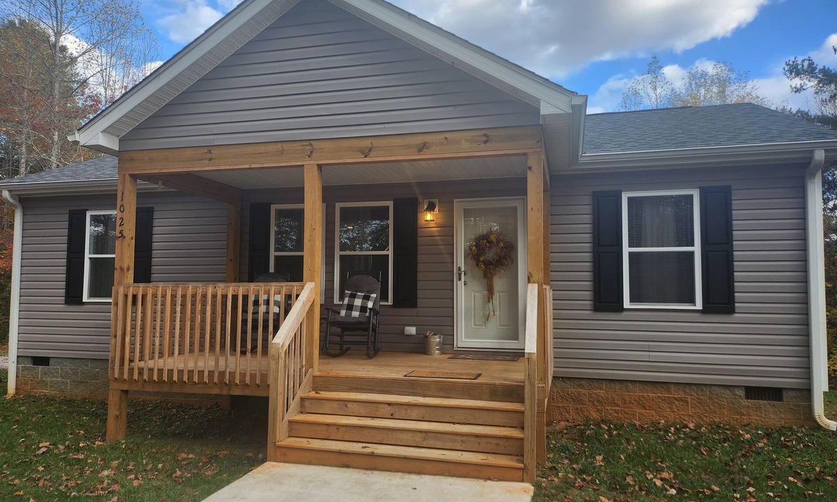Wilkesboro House | Fram's Place-a convenient, peaceful, private escape in the foothills!