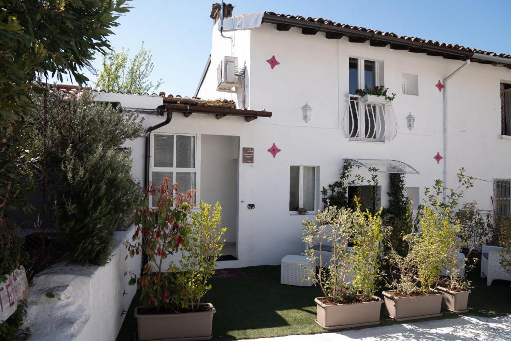 Cellatica Bed & Breakfast | Franciacorta White