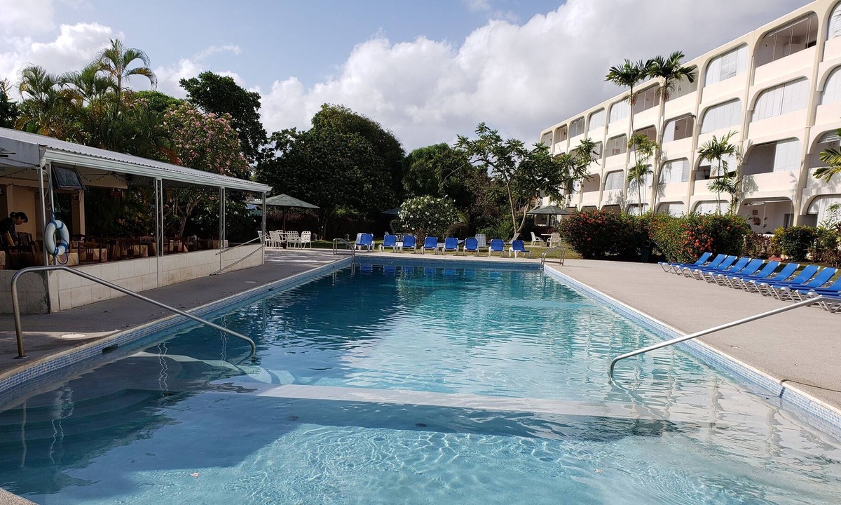 Sunset Crest Apartment | Golden View Apartments