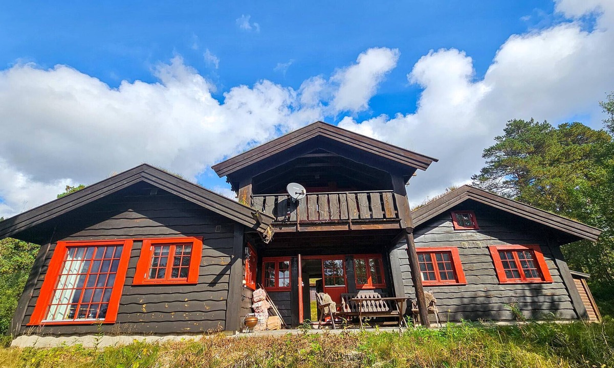 Kroderen House | Gorgeous home in Eggedal with sauna