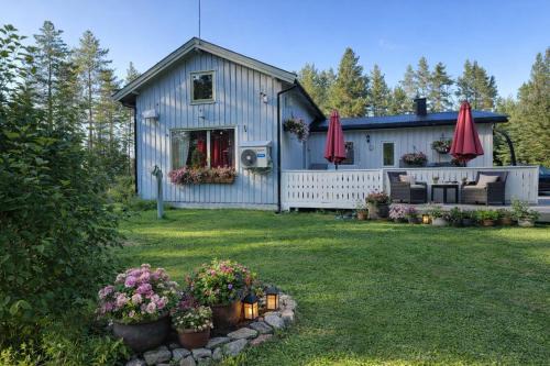 Rena Villa | Grandma Guest House, Rena Near Ski, Biking, River summer camp