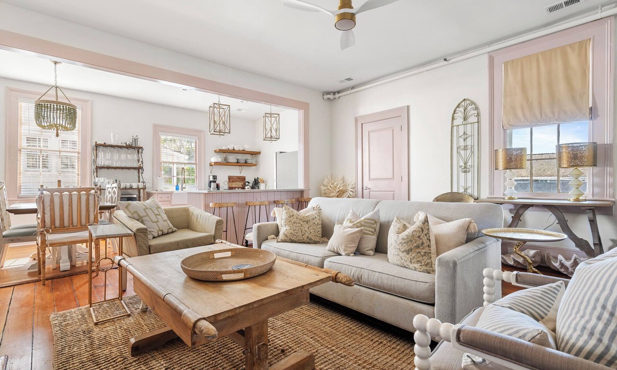 Cannonborough Elliotborough House | Great for Large Groups | The Waltz