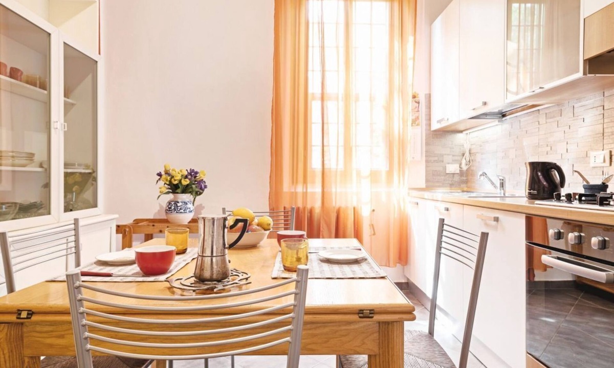 Cirenaica Apartment | GuestHost - The apartment is located in a quiet and peaceful neighborhood.The Bologna Zanolini station is a five-minute walk from the apartment.In the center you can get there with a ten minute walk.Only 9 minutes by car from Fiera Bologna instead!The co