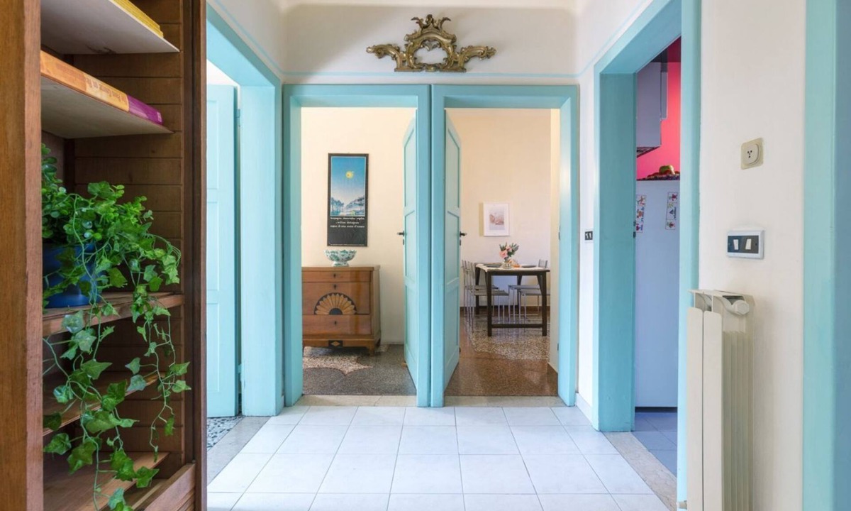 Saragozza-Porto Apartment | GuestHost - The apartment is located in the Saffi district, a residential district and well served 10 minutes from Porta San Felice.Easily reachable from the station, from Bologna Marconi airport, from the motorway exit and from the city center.Near the