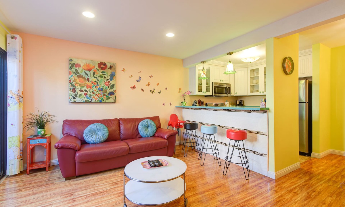 Hermosa Village House | /GVH3/Closest Walk2Disney+CUTE+Wifi+Netflix+Pool+Spa+ 2 Parking