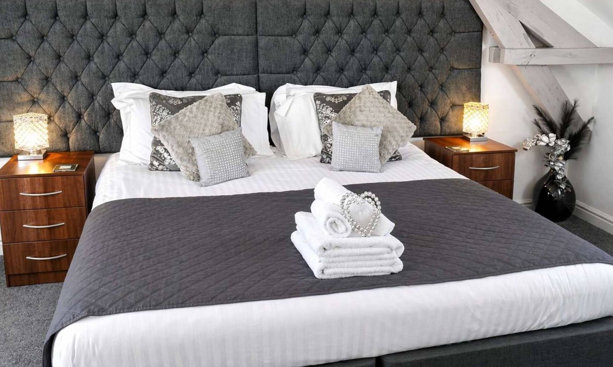 Saintbury Cottage | Hamlet Cottage - Sleeps 4 - Stratford upon Avon