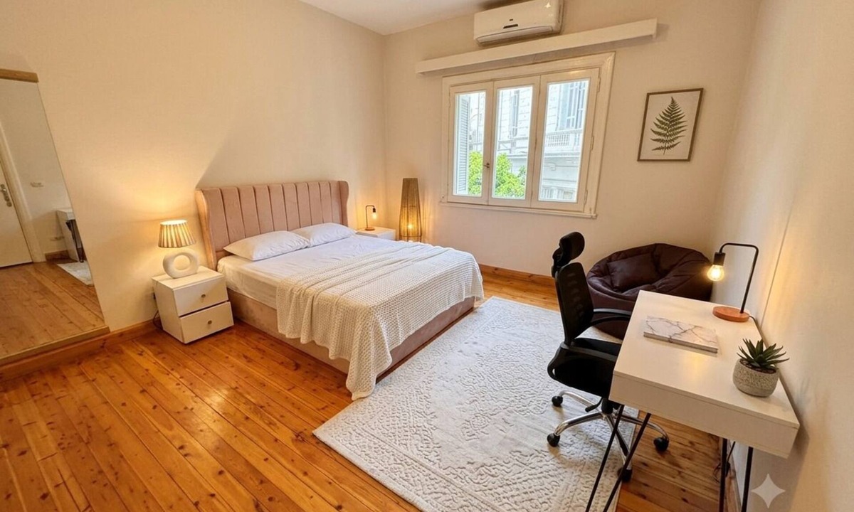 Qasr an-Nil Apartment | Heart of Cairo. Nile-side Elegant Garden City Room⁠