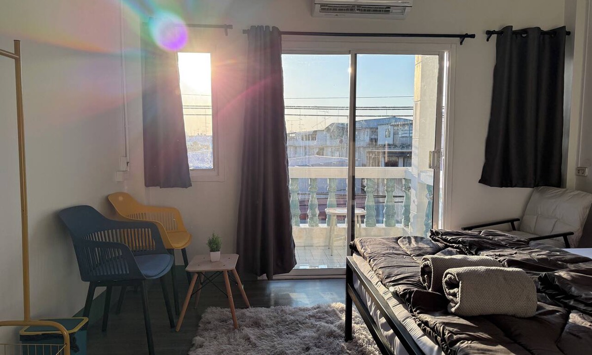 Nai Muang Hostel | Hee Pee hostel