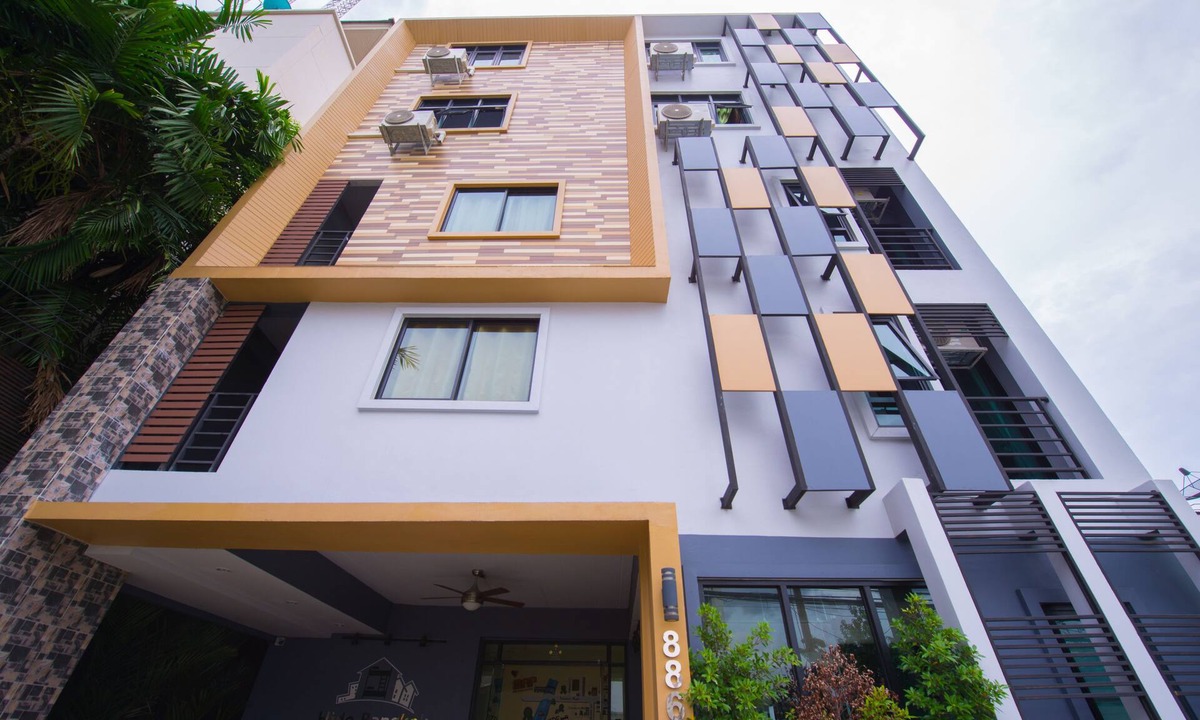 Sukhumvit Hostel | Hide Bangkok Hostel