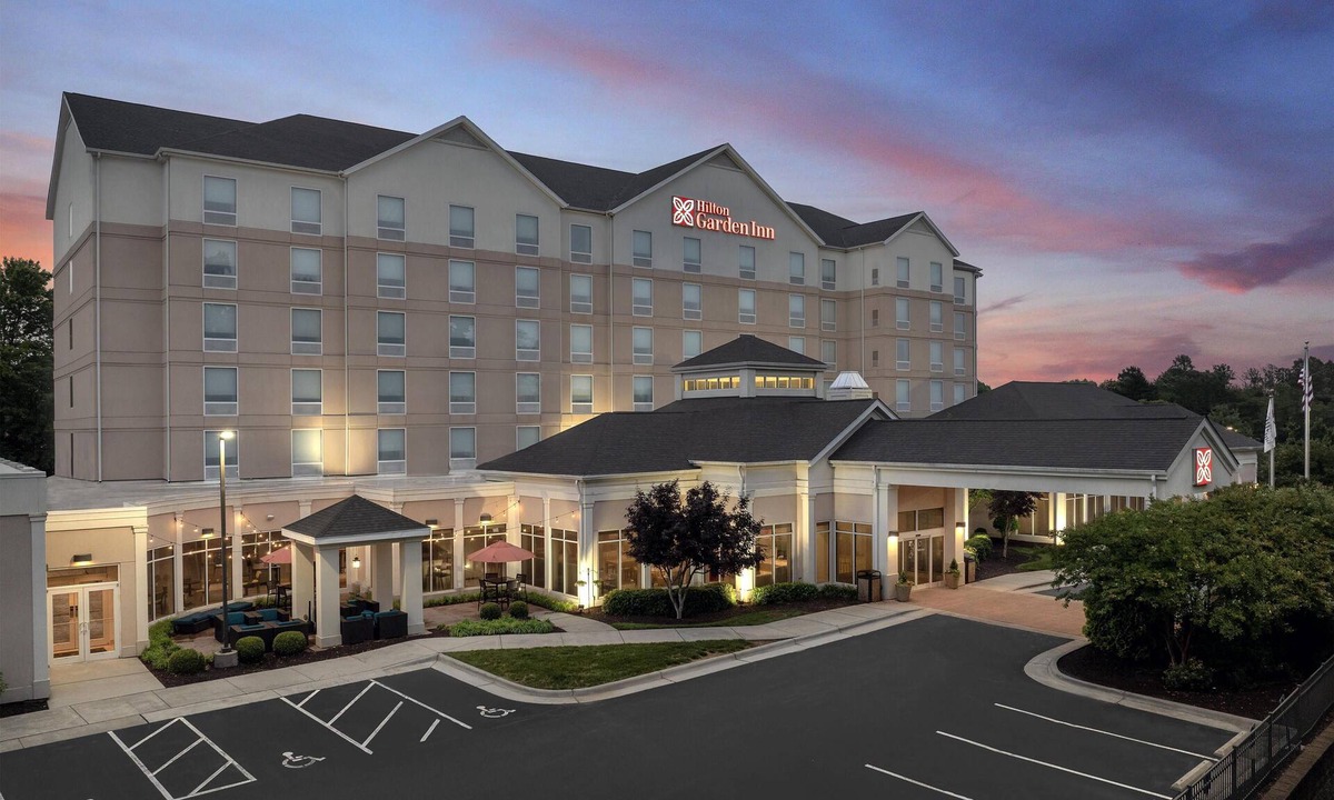 Greensboro Hotel | Hilton Garden Inn Greensboro Airport