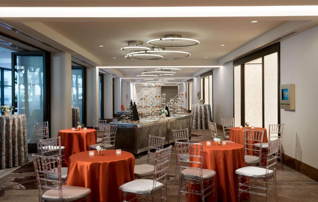 Southwest Federal Center Hotel | Hilton Washington DC National Mall The Wharf