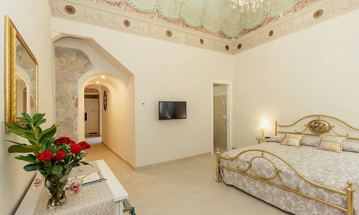 Siena Historical Center House | Historic center of Siena: Castellare residence with TV, WI-FI and AIR CONDITION