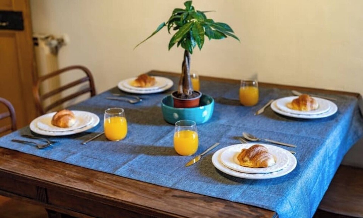 Santa Maria Novella Apartment | Historic Suite in the Heart of Florence - 3 Rooms, 2 Minutes from the Station