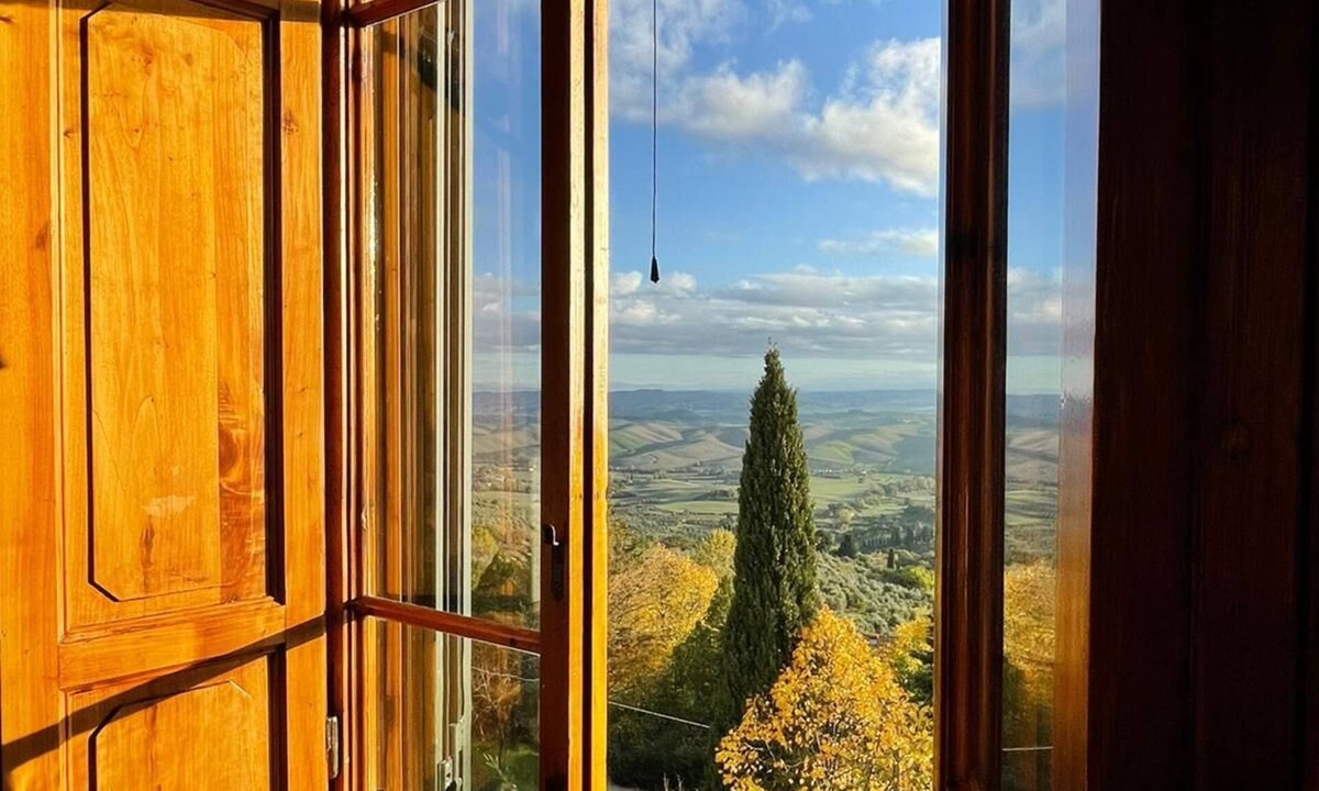 Chianni Apartment | Historical Tuscan home with 3 bedrooms and 2 baths with beautiful views.