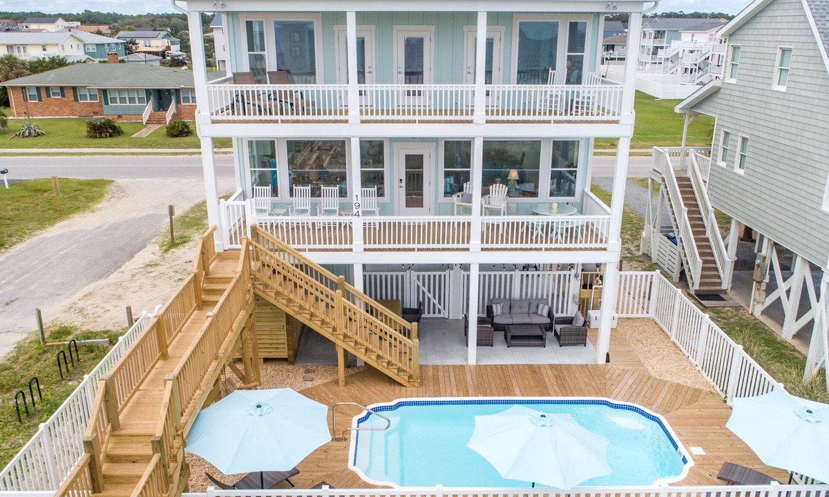Holden Beach House | Hobbs Realty - “The Chick's Beach House” | Spacious Oceanfront w/Luxury Amenities & Private Pool