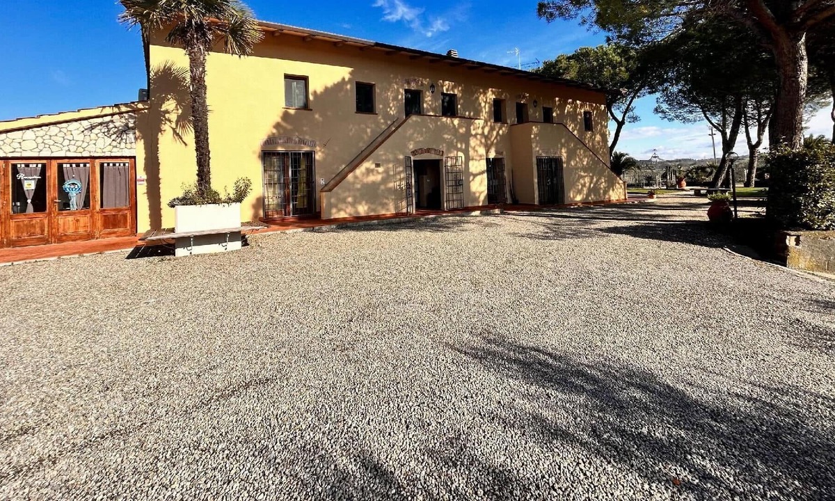 Lari Other | Holiday apartment Lari for 1 - 4 persons with 1 bedroom - Farmhouse