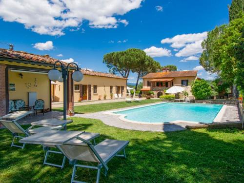 Bucine House | Holiday Home Cedri Alti-4 by Interhome