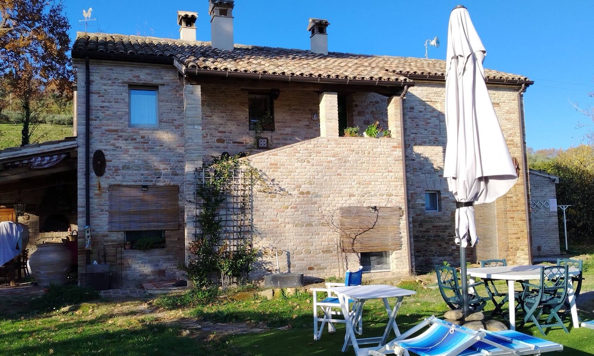 Saludecio House | Holiday Home 'Domus Giò Giò' with Sea View, Wi-Fi, and Air Conditioning