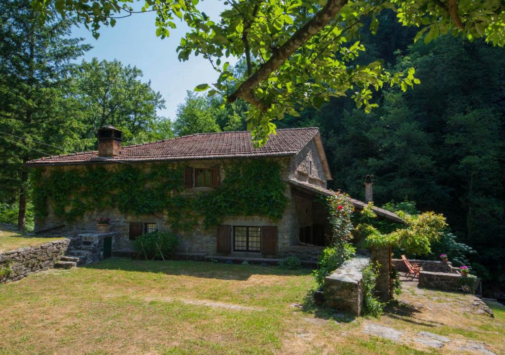 Cantagallo House | Holiday Home Il Mulino di Cecco by Interhome