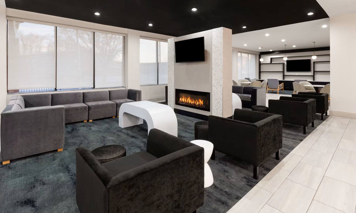 Northeast Hotel | Holiday Inn Express And Suites Washington Dc Noma by IHG