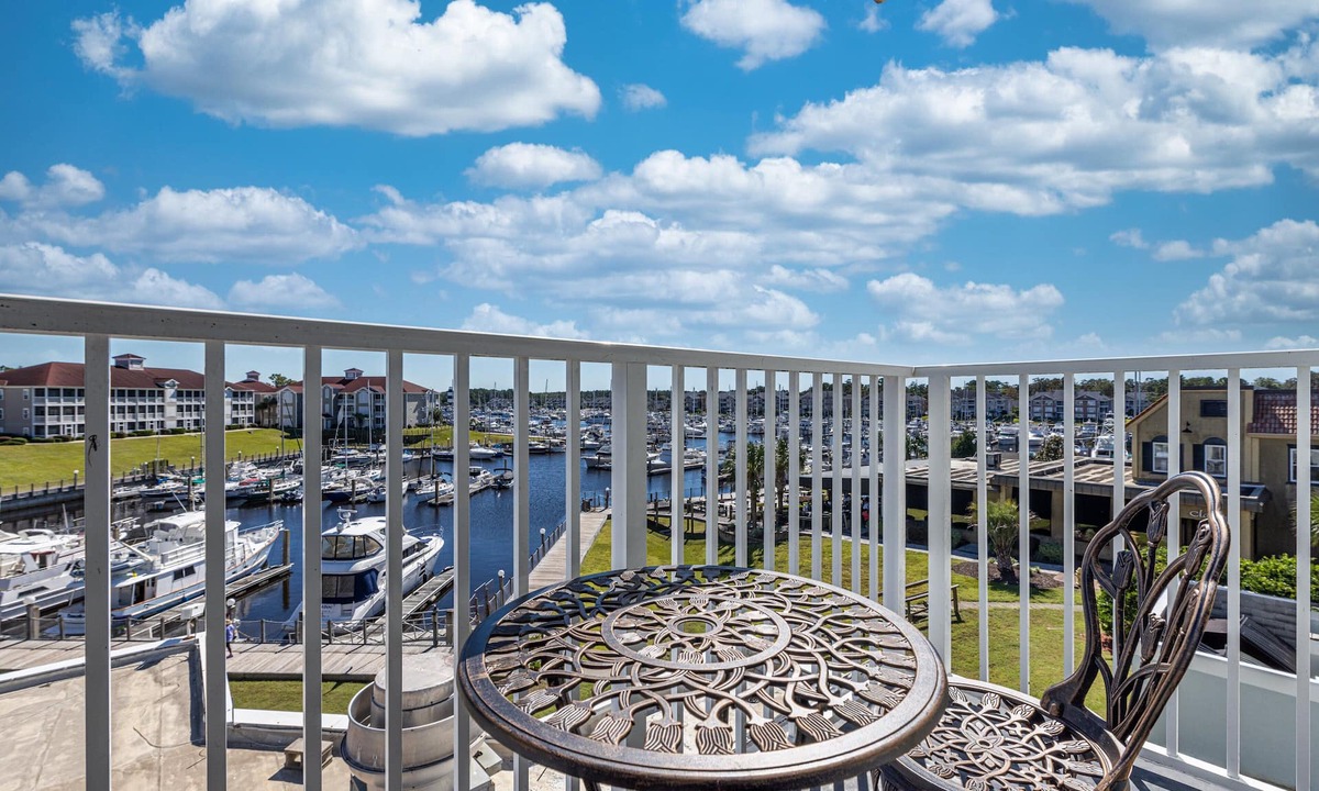 Little River Hotel | Holiday Inn Express N.Myrtle Beach- Little River by IHG
